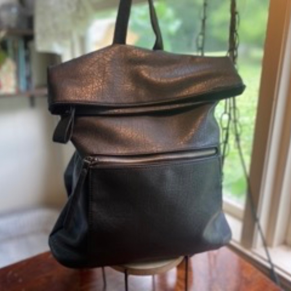 Urban expression convertible Lennon backpack in black